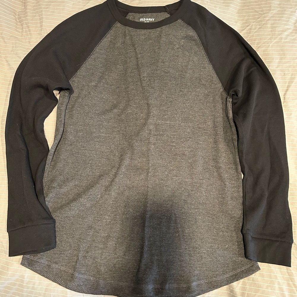 Old Navy Boys Charcoal and Black waffle Thermal Long Sleeve Tee